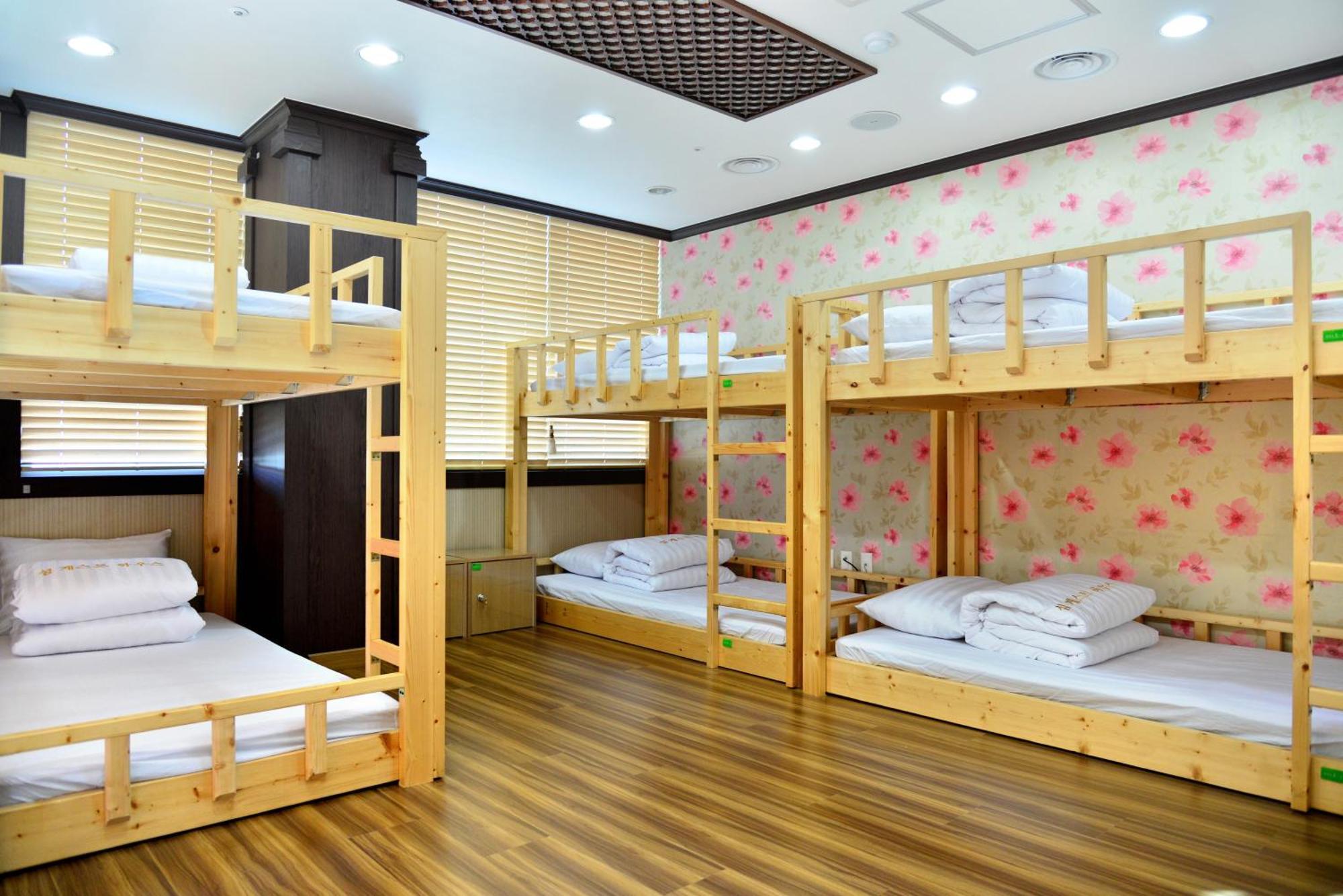 Seom Guesthouse ソギポ エクステリア 写真