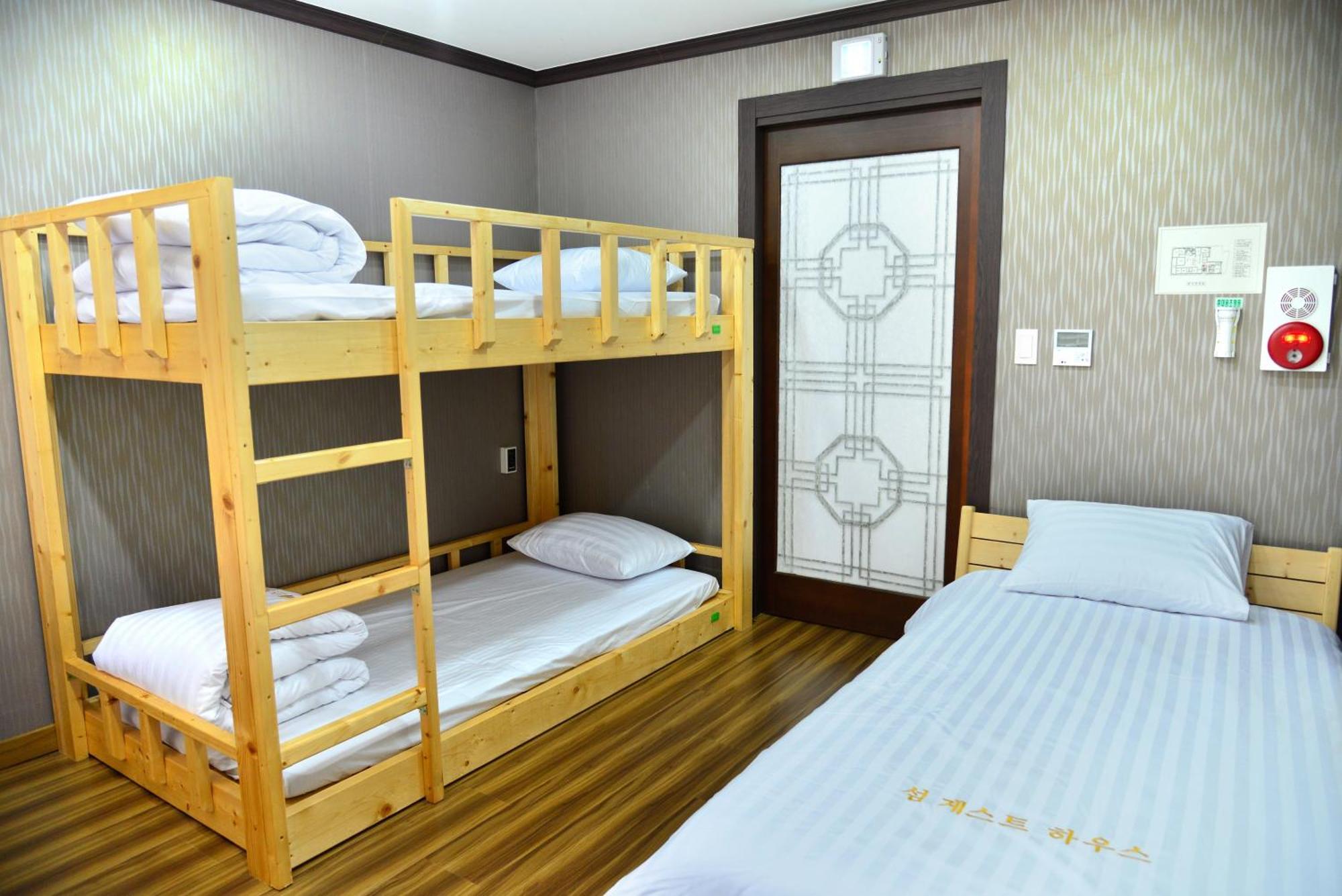 Seom Guesthouse ソギポ エクステリア 写真